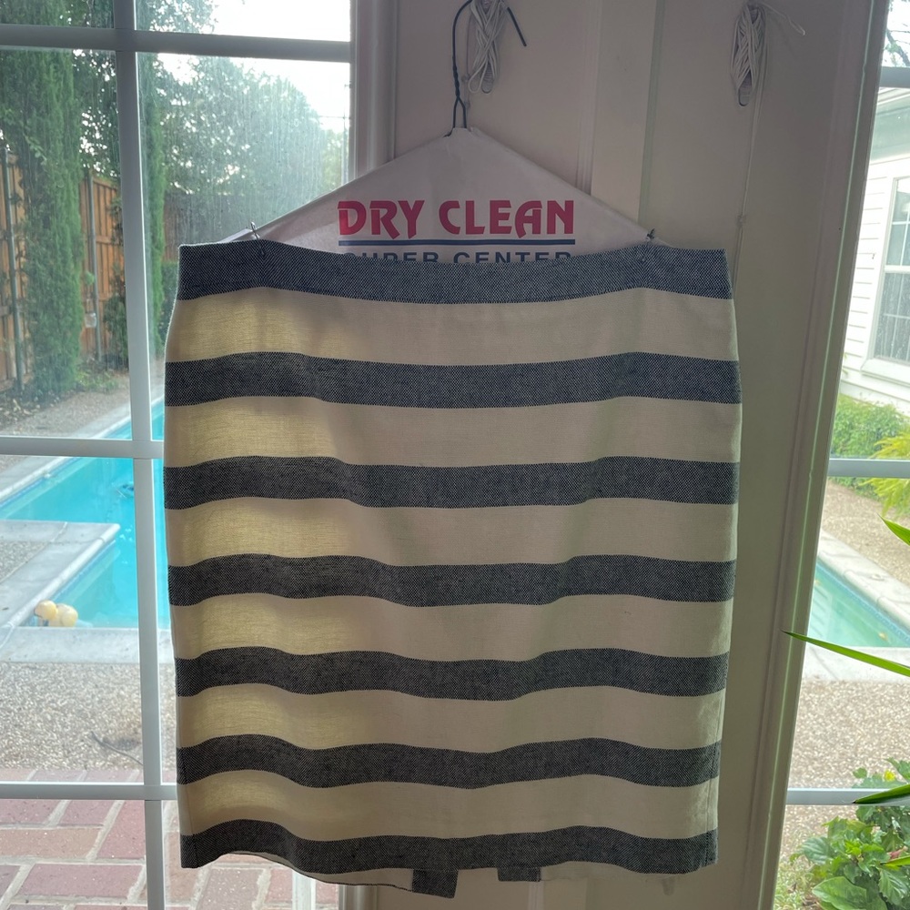 J Crew Pencil Skirt - 8